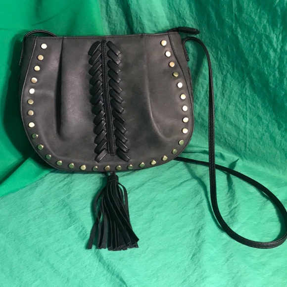 Lionel Handbags - ❗️3 for $15❗️Lionel Crossbody - Black, gold studs